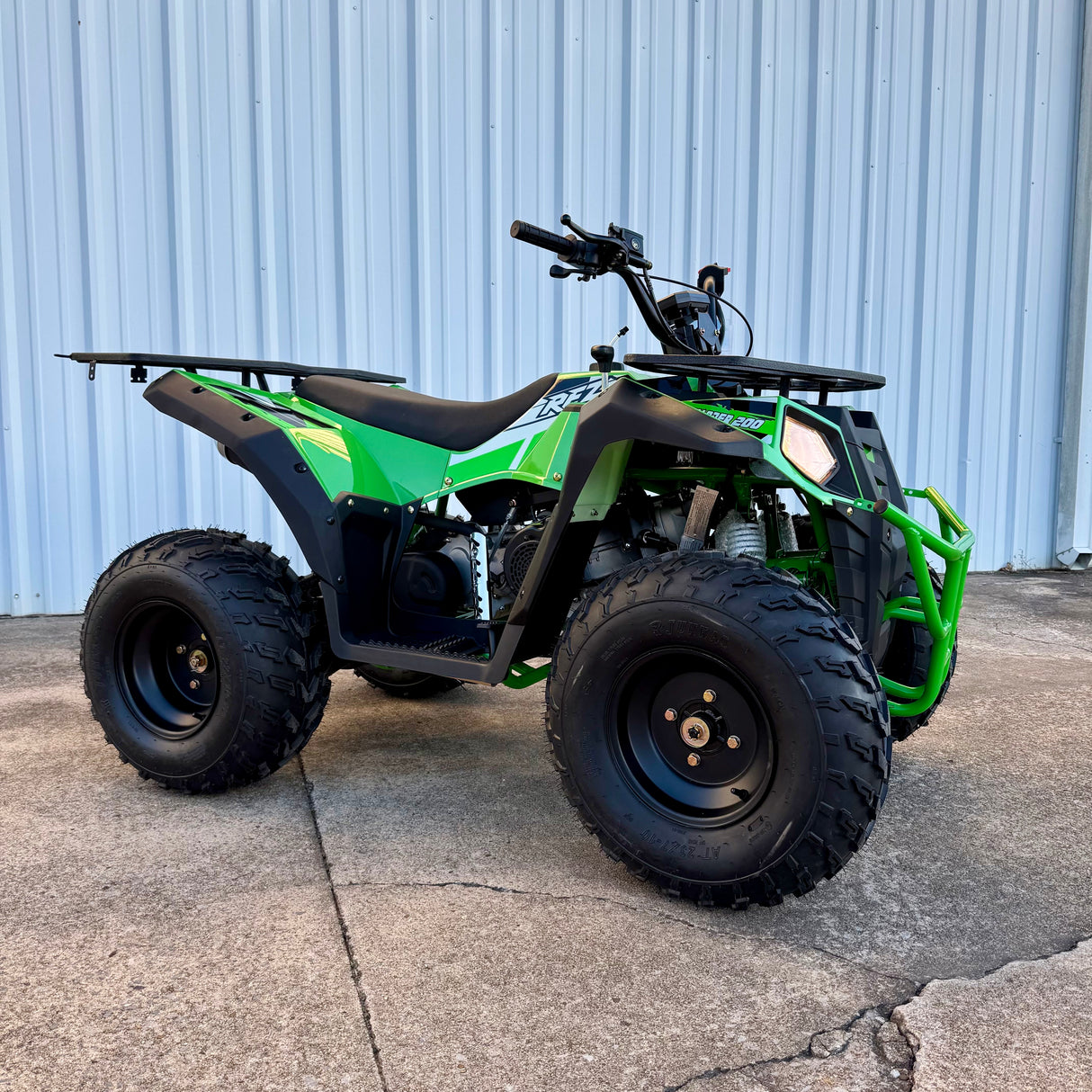 Apollo 200cc Commander Full-Size ATV - TribalMotorsports